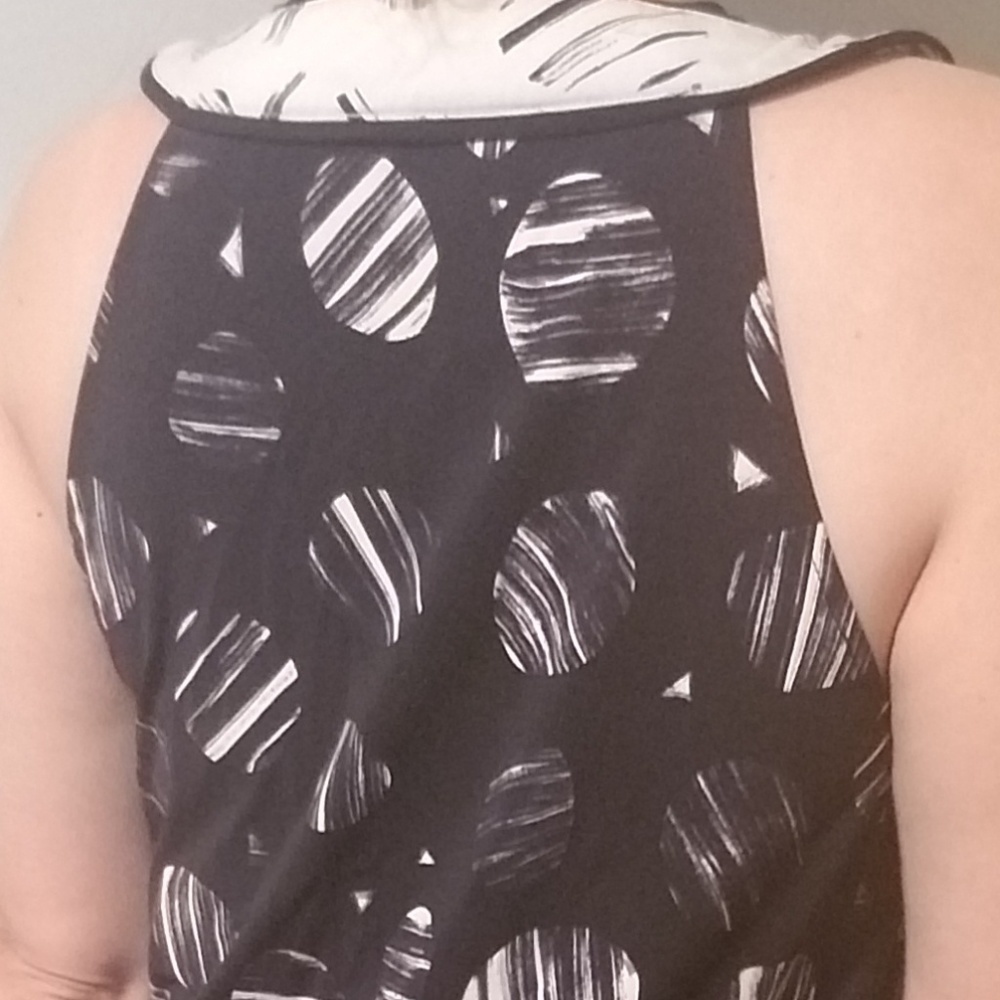 BCBGMaxAzria DRESS Authentic Designer Max Azria - Picture 5 of 6